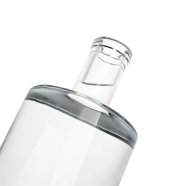 750ml 75cl Clear Spirits Glass Bottle Rum Gin Bottle, Bar Top
